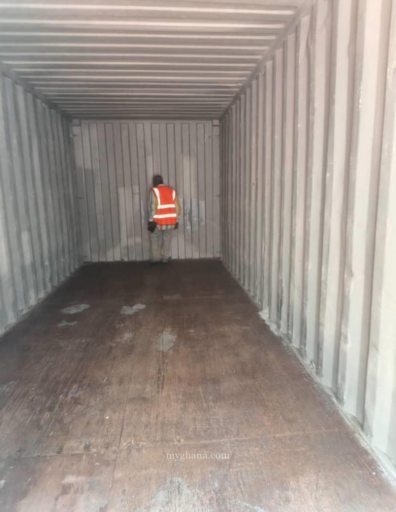 Reduce to Clear: 20ft Empty Dry Containers Available for Sale