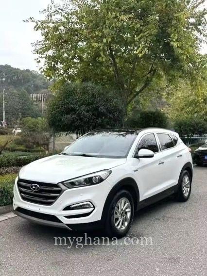 2018 Hyundai Tucson 1.6T automatic only buying & shipping