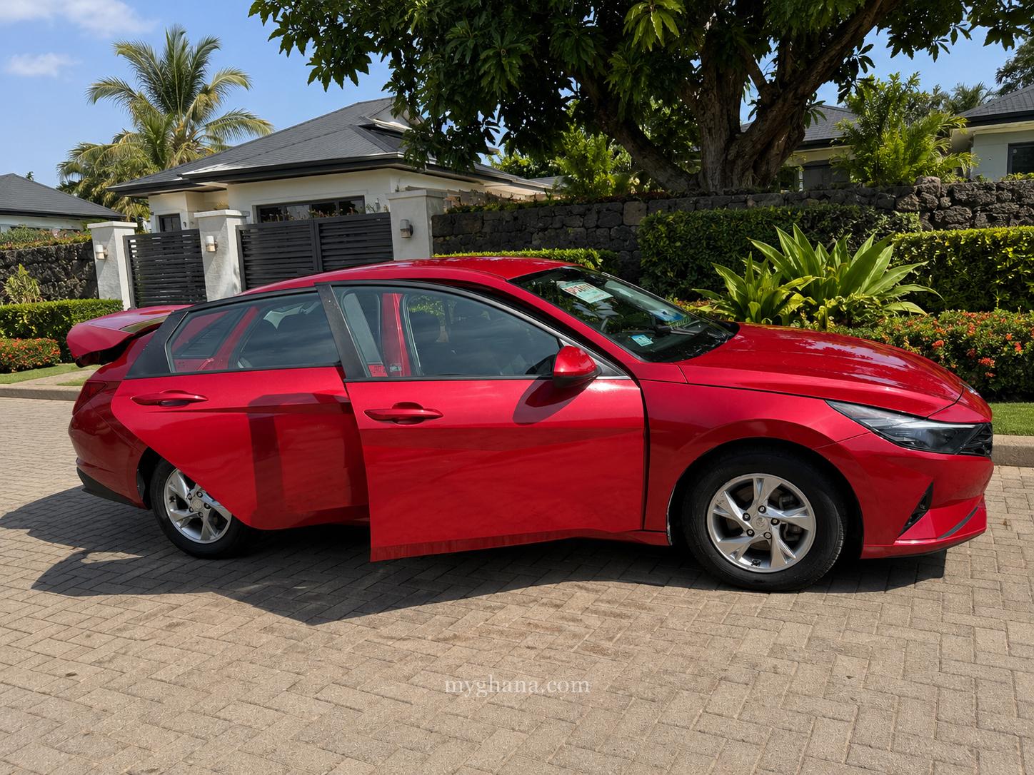 Hyundai Elantra 2021 model
