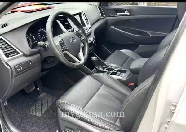 2018 Hyundai Tucson 1.6T automatic only buying & shipping