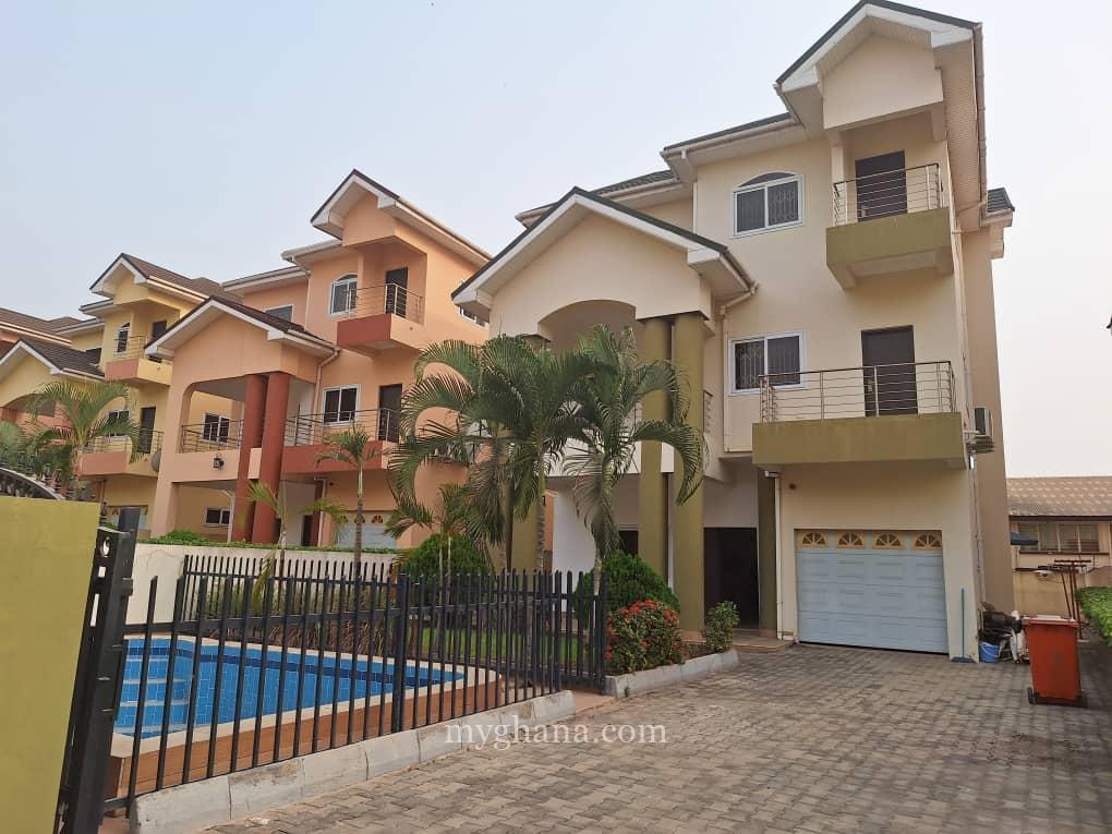 5 bedroom townhouse to let at Cantonments near GIS, Accra