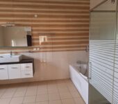 5 bedroom townhouse to let at Cantonments near GIS, Accra