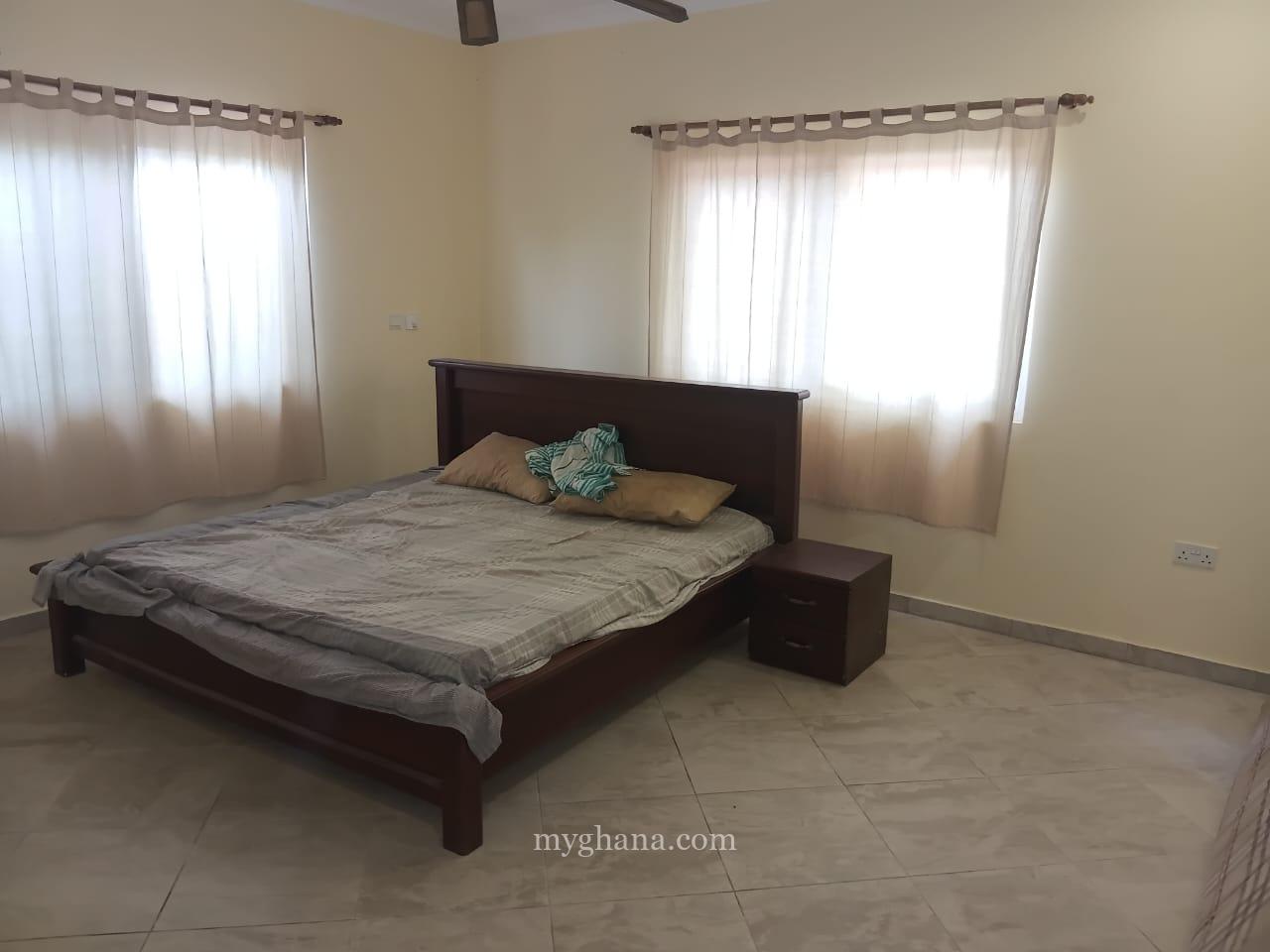6 bedroom furnished house with large garden and trees to let at New Ningo