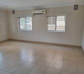 5 bedroom townhouse to let at Cantonments near GIS, Accra