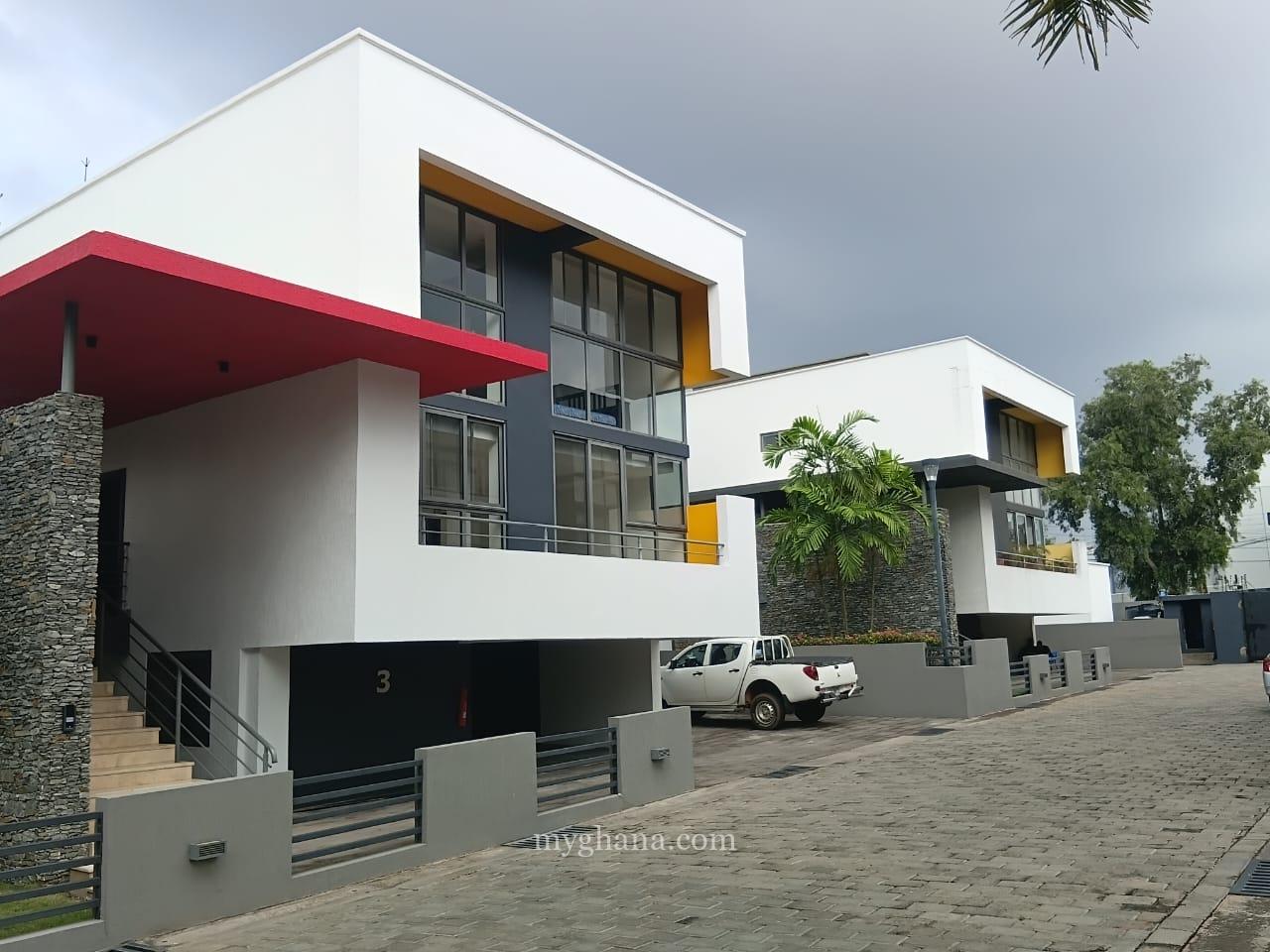 4 bedroom townhouse to let at Cantonments near the US Embassy, Accra