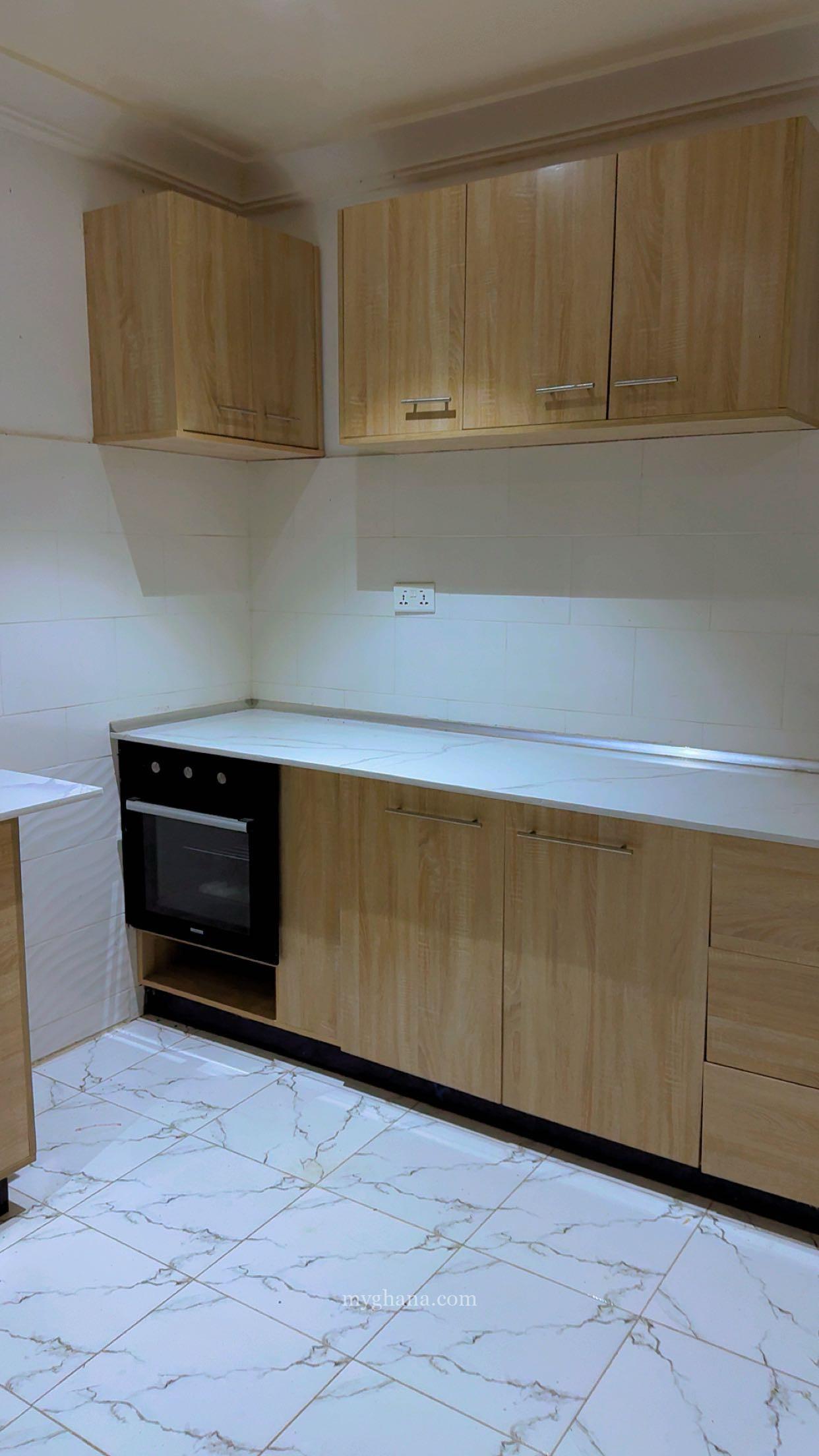 Furnished 8bdrm house in Asamoa’s property , Tetegu for sale