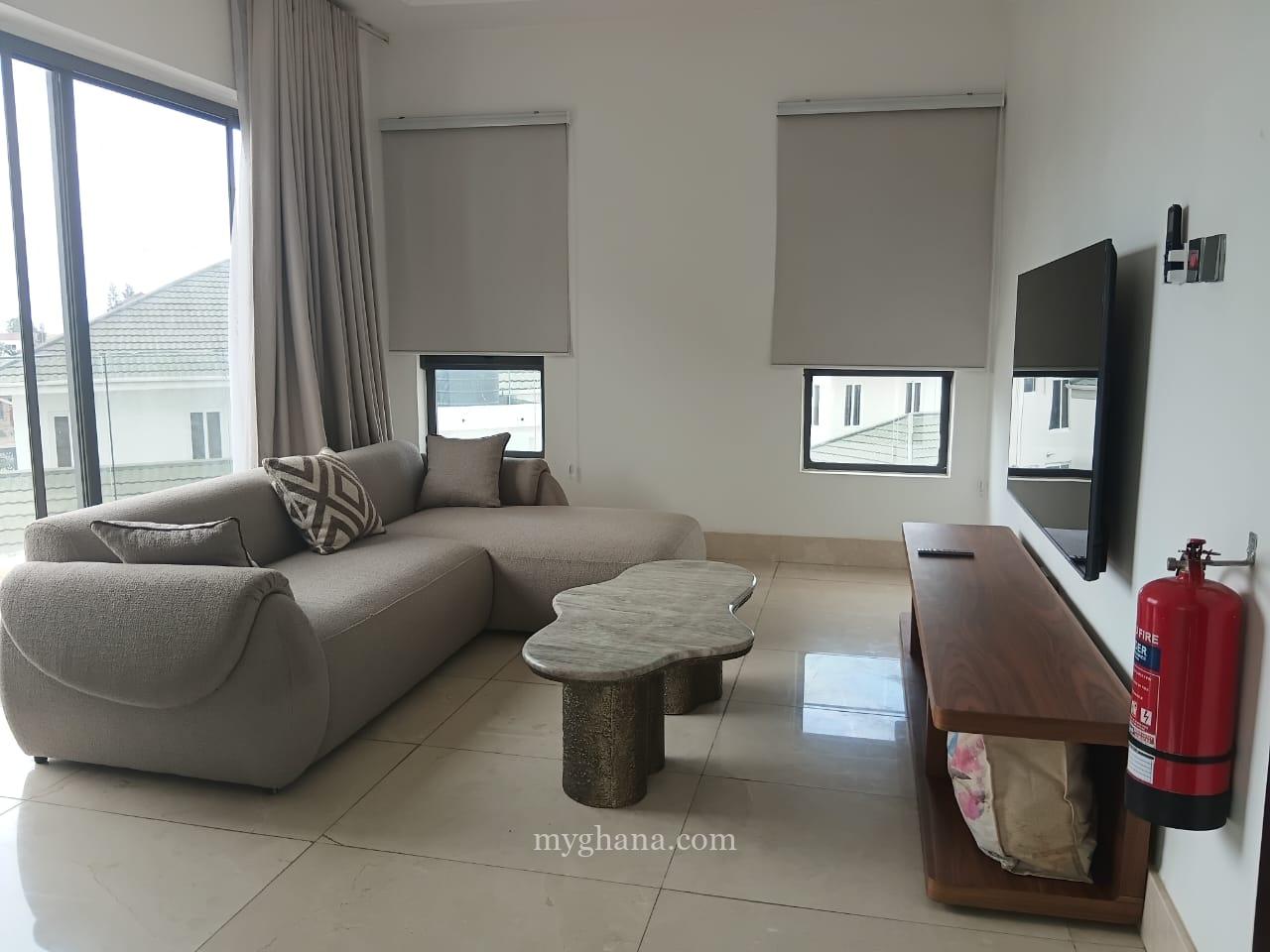 Furnished 4 bed townhouse to let at Cantonments near the US Embassy, Accra