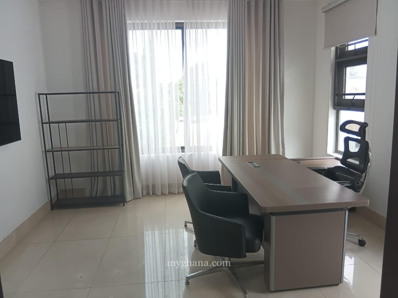 Furnished 4 bed townhouse to let at Cantonments near the US Embassy, Accra