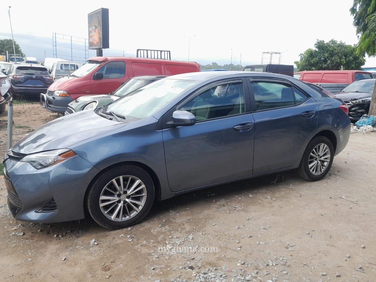Toyota Corolla LE 2017 Model