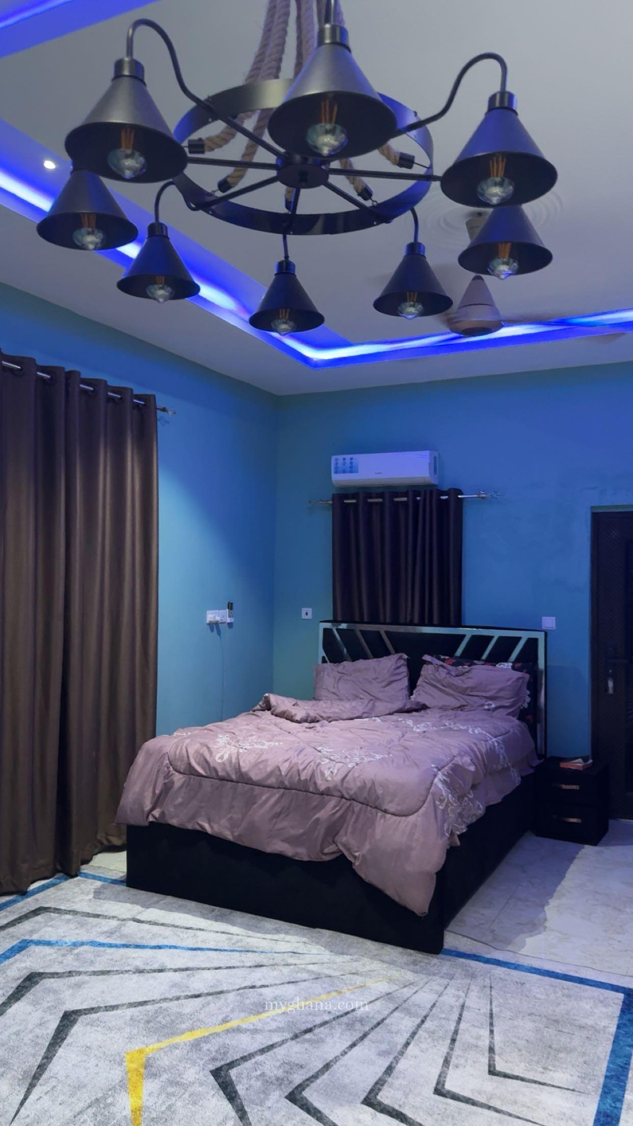 Furnished 8bdrm house in Asamoa’s property, Tetegu for sale