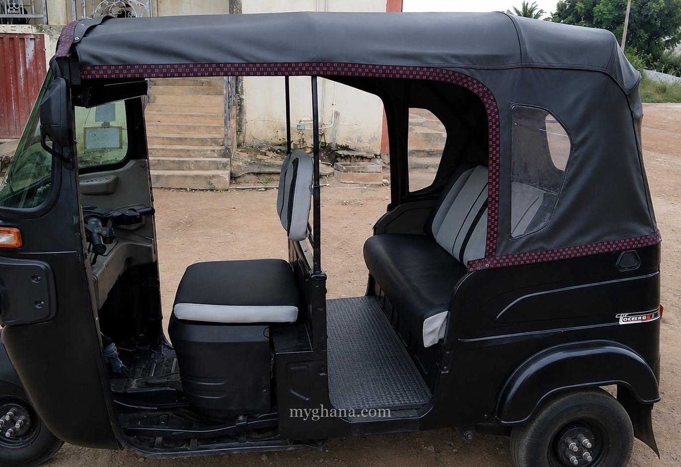 Neat Bajaj Re 2024