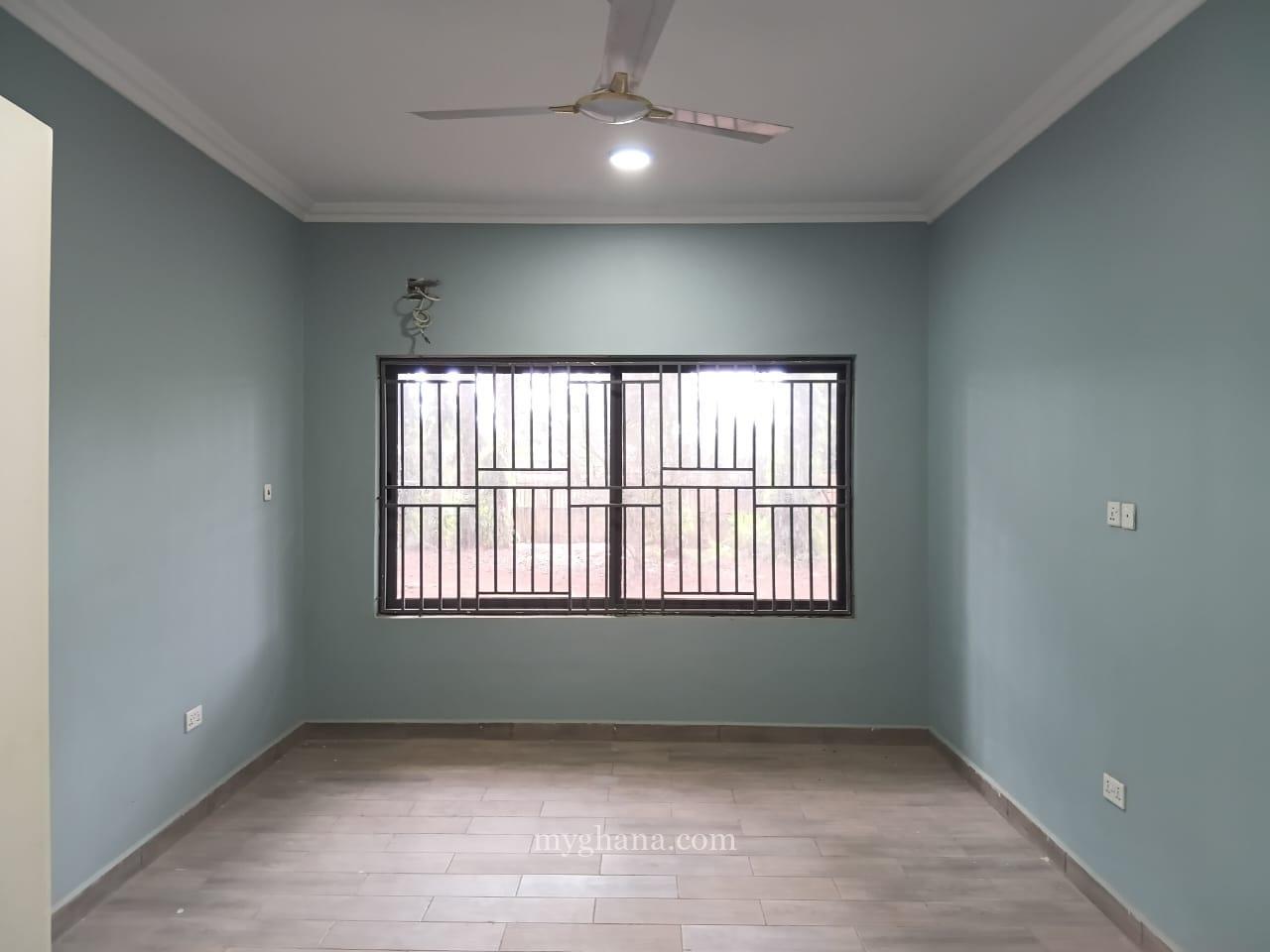 5 bedroom house to let at Kumasi Kwadaso near Christian University College