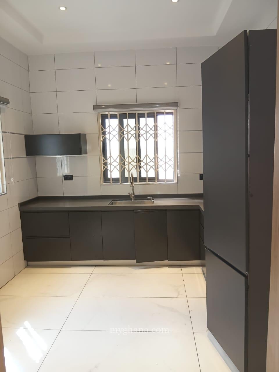 Executive four bedroom house for rent at East Legon, American House, Accra