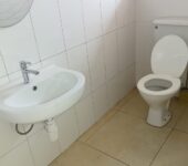 Office space, large parking space to let at Airport Residential Area, Accra