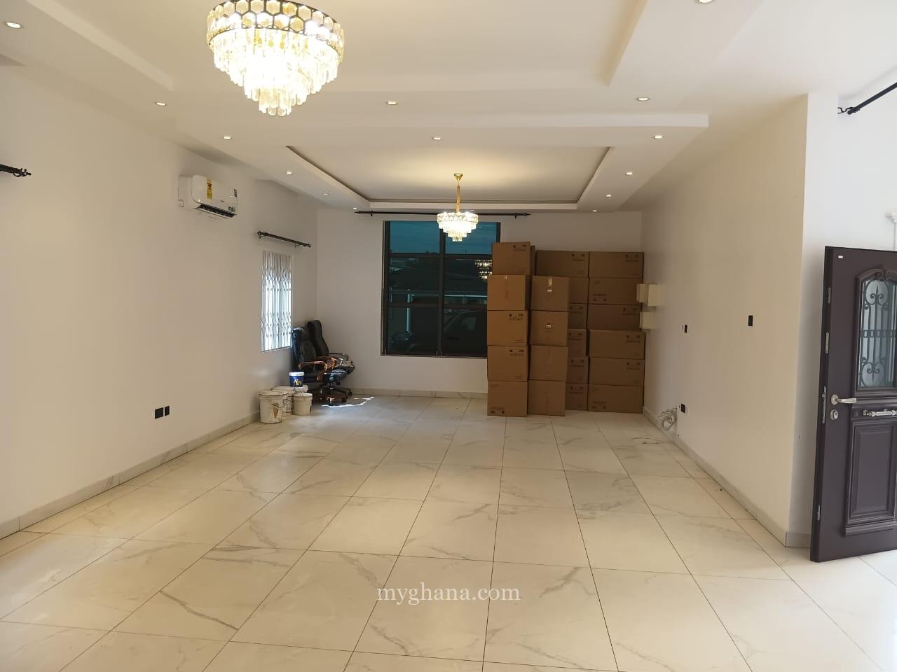 Executive four bedroom house for rent at East Legon, American House, Accra