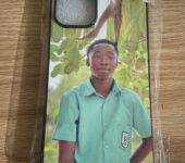 CUSTOMIZE PHONE COVER