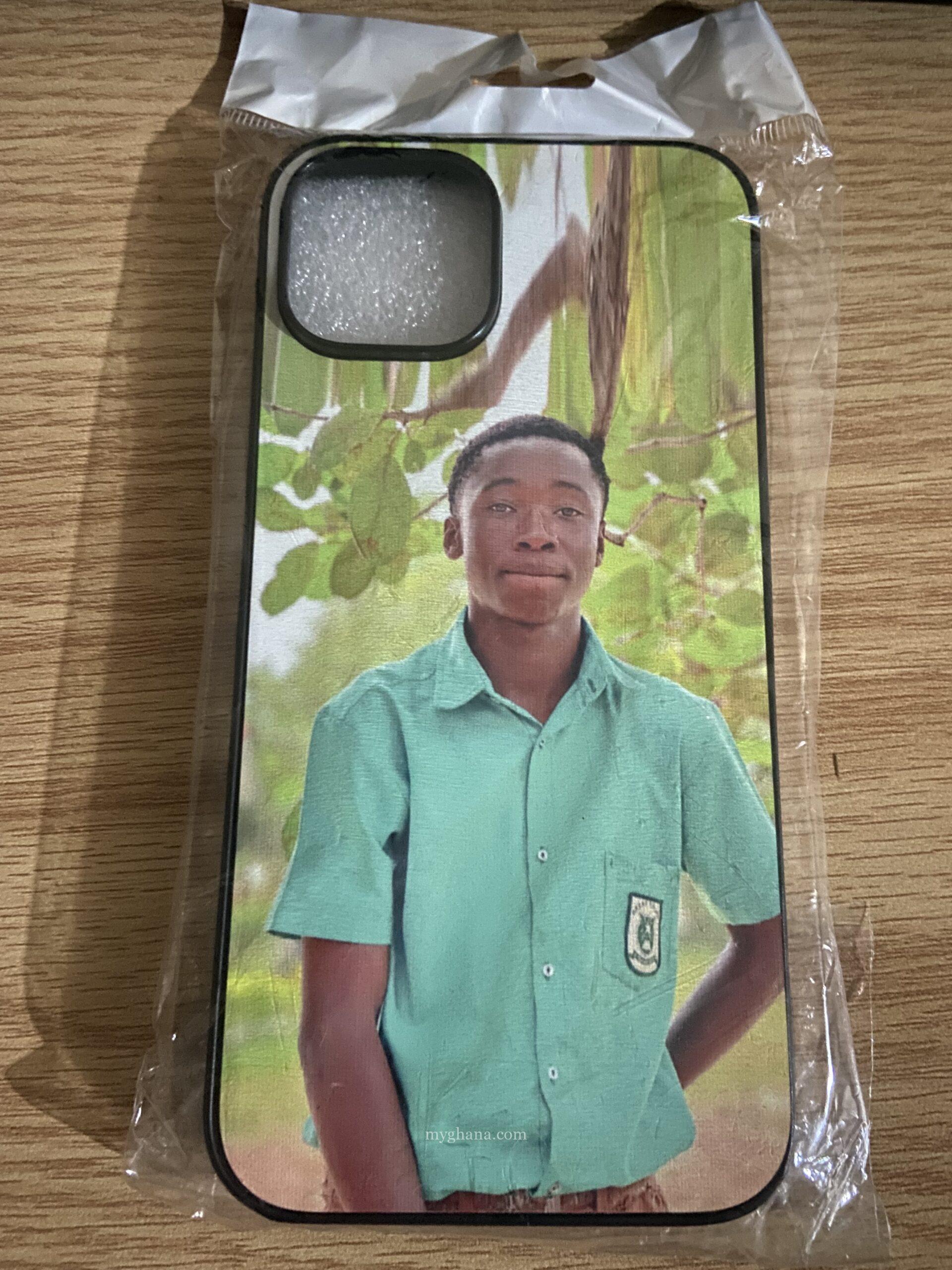 CUSTOMIZE PHONE COVER