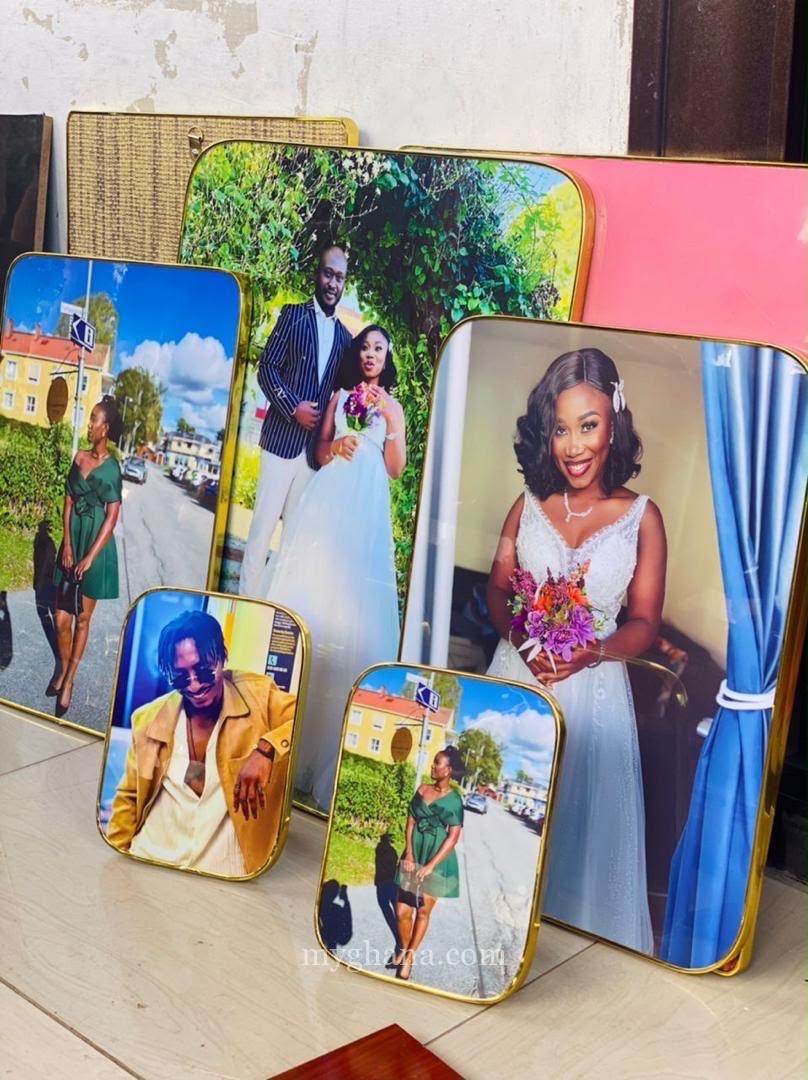 PICTURE AND WALL FRAMES