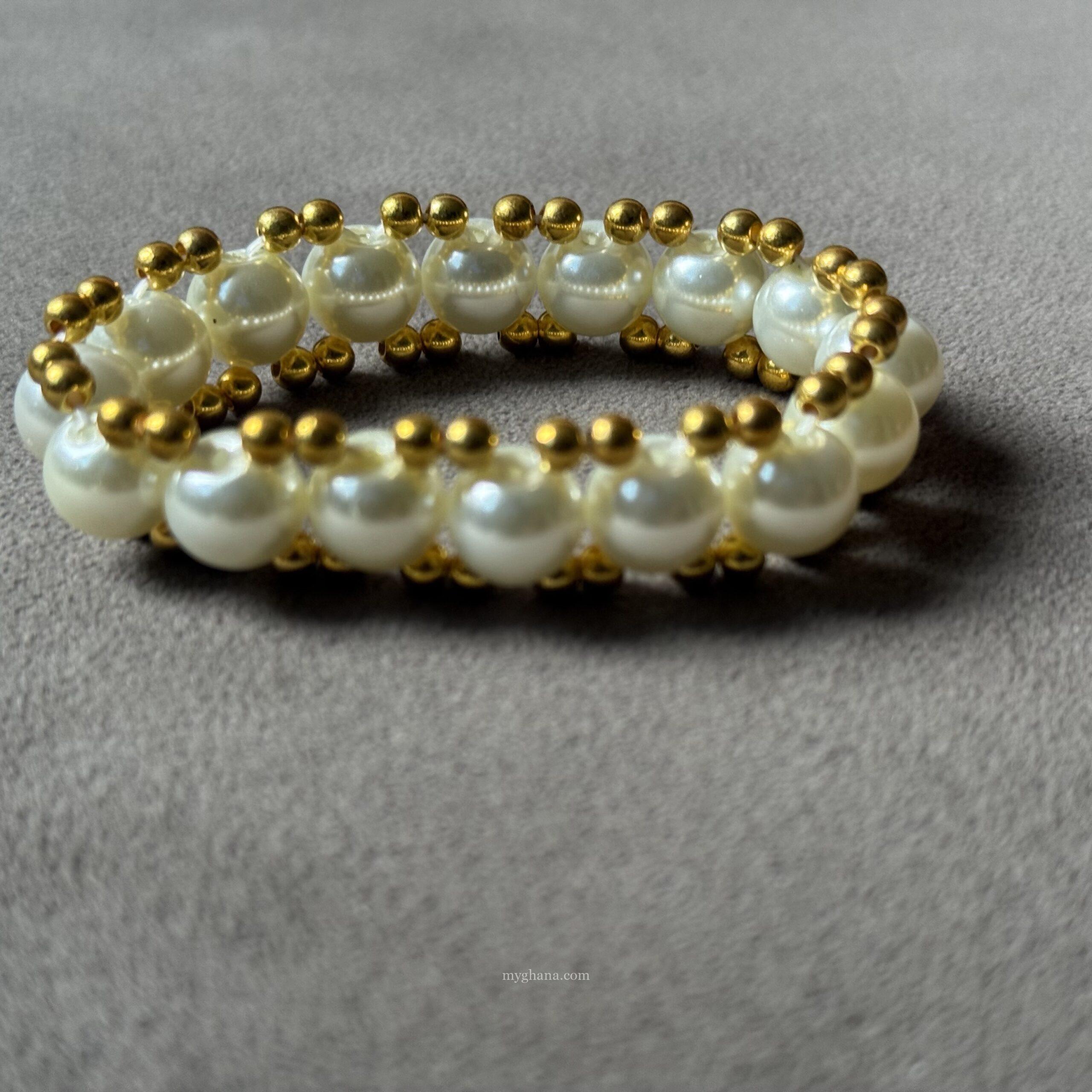 Stretchable Pearl bracelet