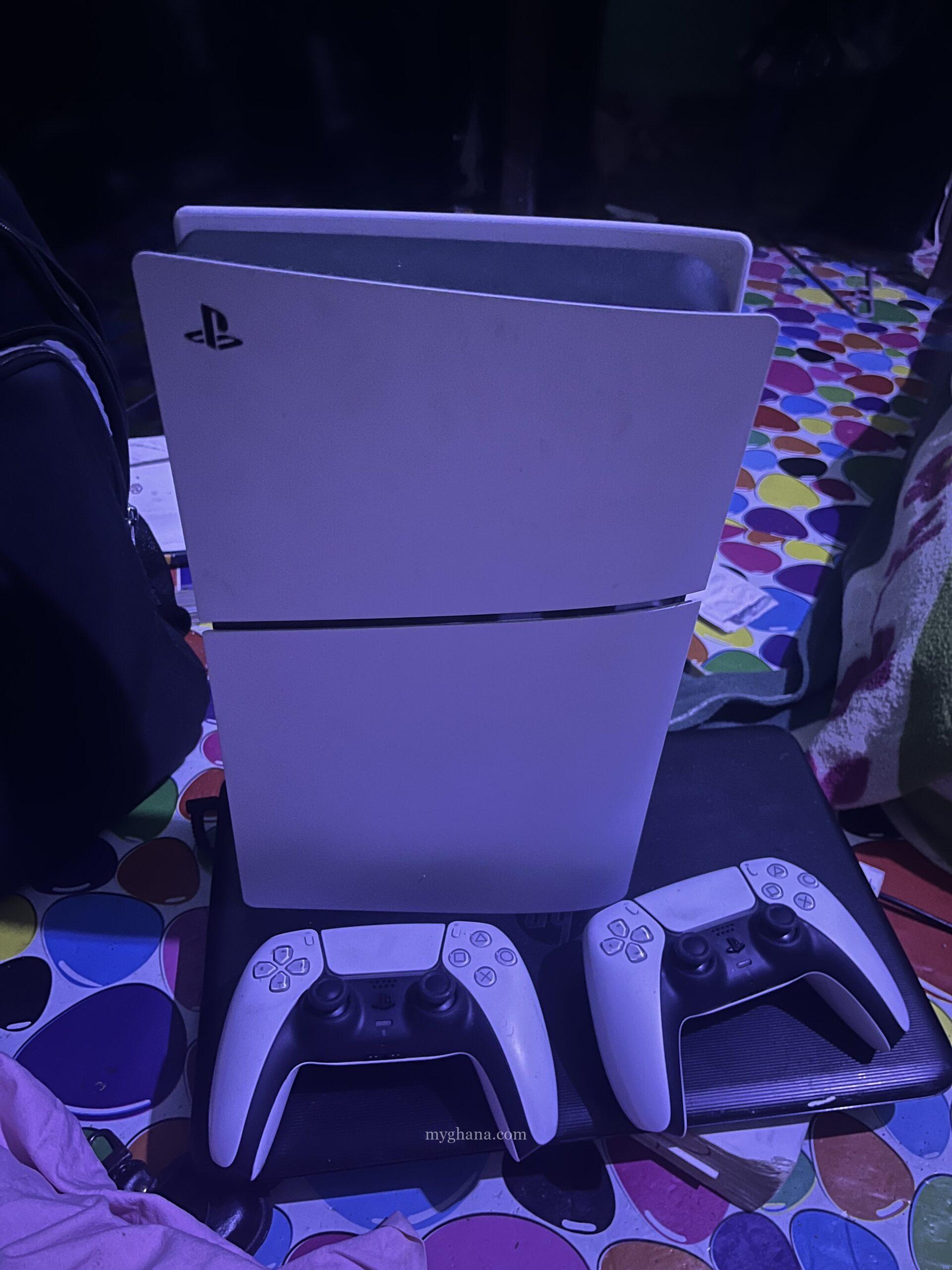 PS5 Slim digital