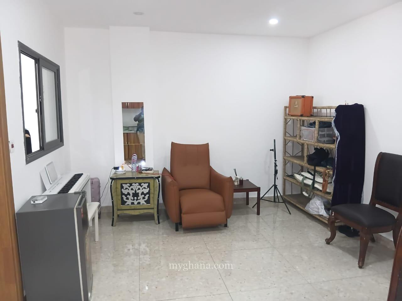 Fully furnished one bedroom apartment for sale at Osu near the Oxford St