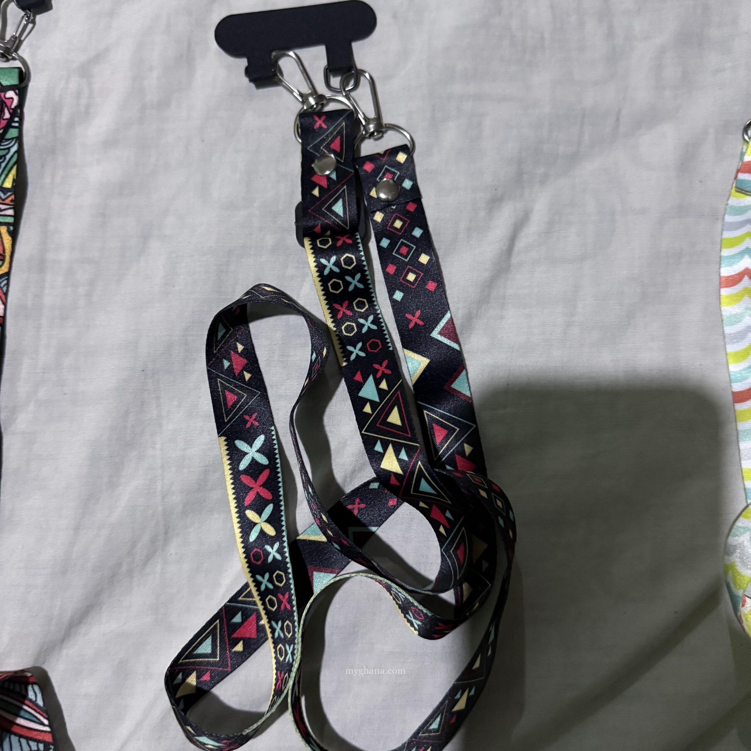 Double head crossbody phone lanyard