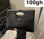Love a bag you see? You can now preorder it through Bag Mood. ✨ Please note
