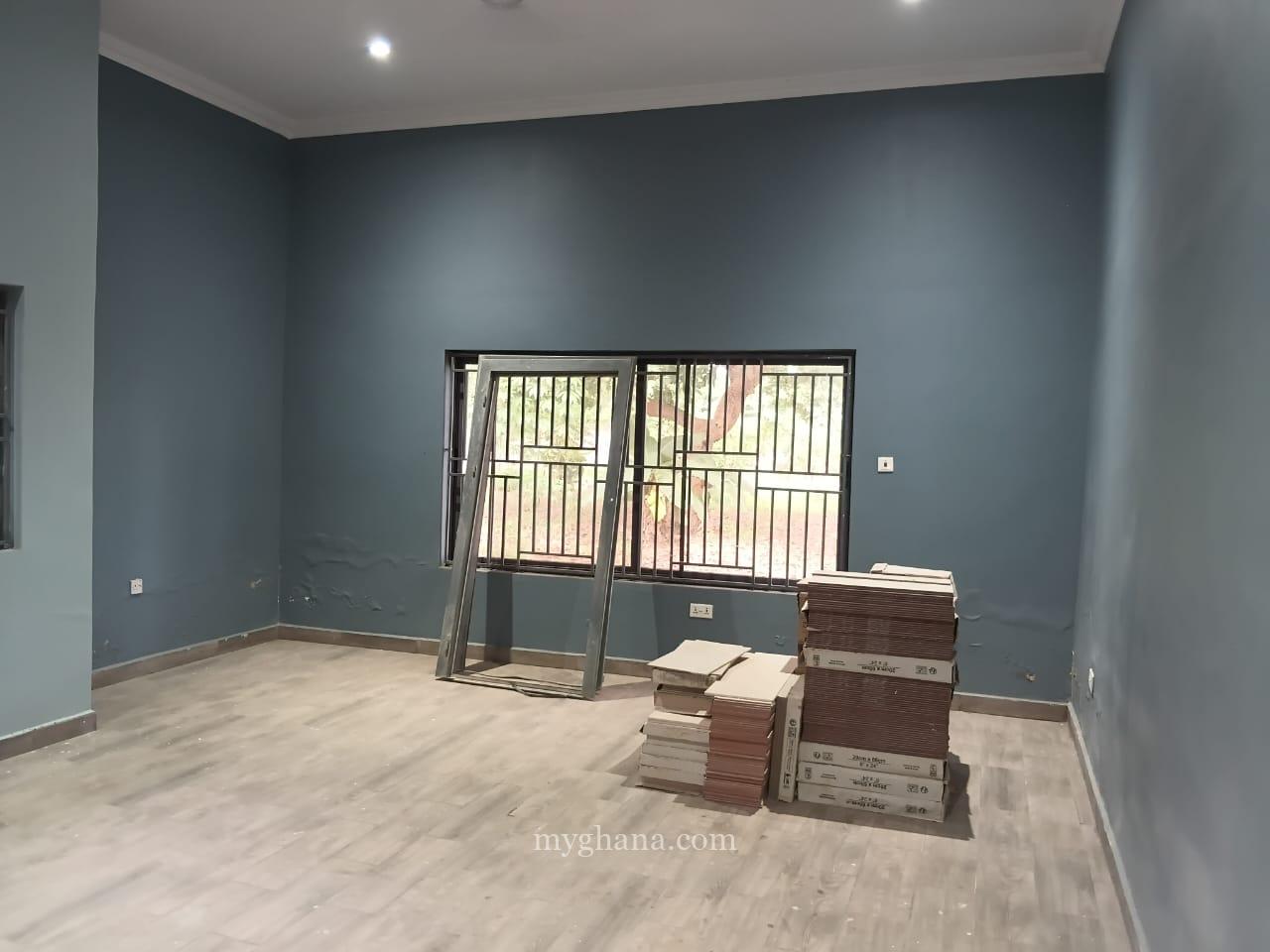 5 bedroom house to let at Kumasi Kwadaso near Christian University College
