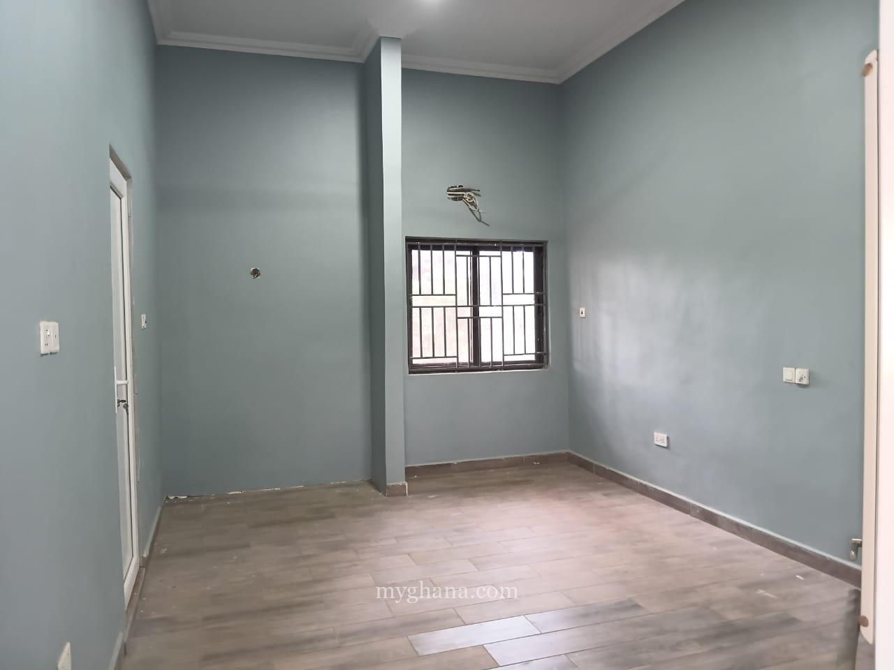 5 bedroom house to let at Kumasi Kwadaso near Christian University College