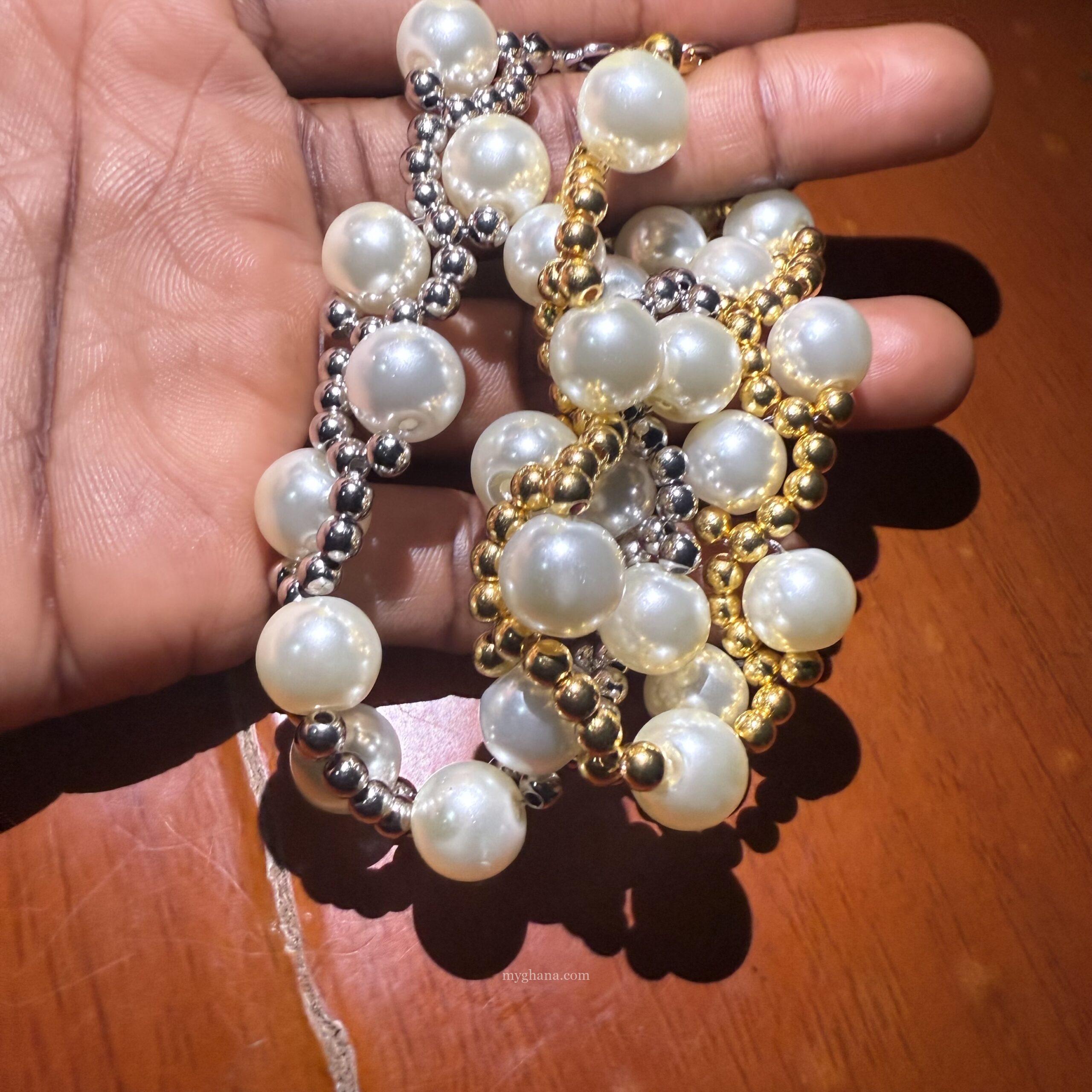 Handmade beaded Pearl bracelet