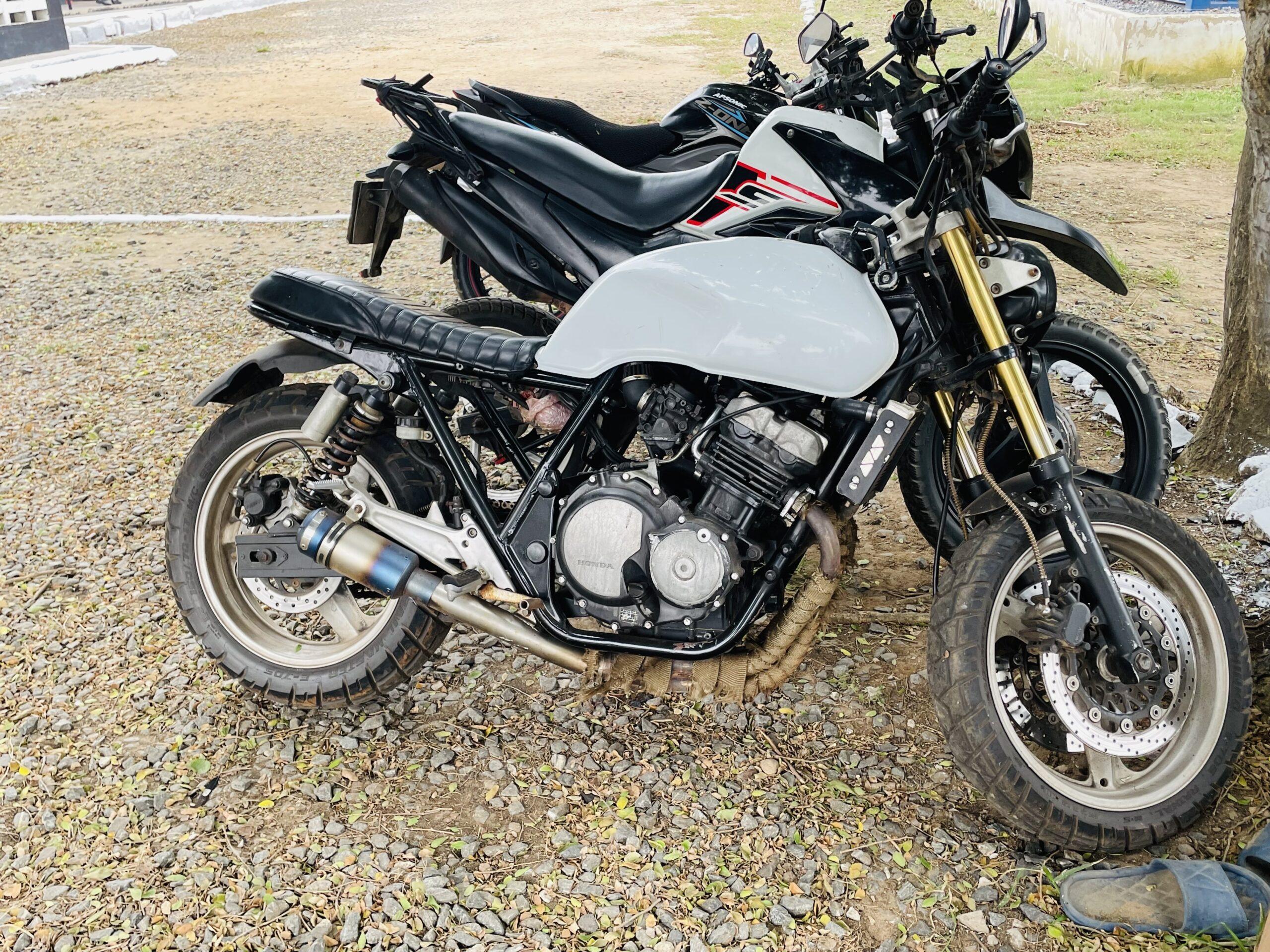 Honda CB 400