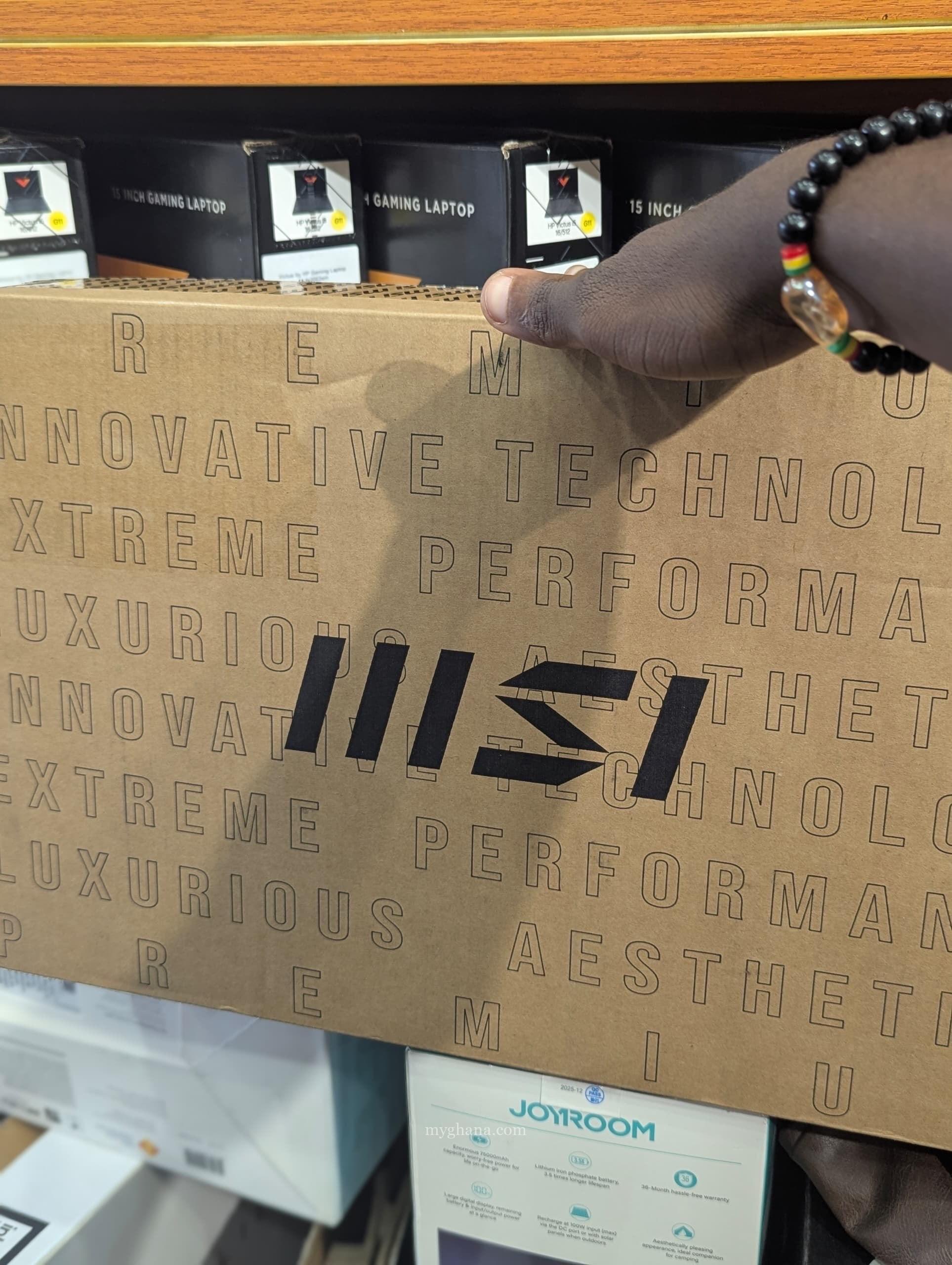 MSI KATANA 15 HX