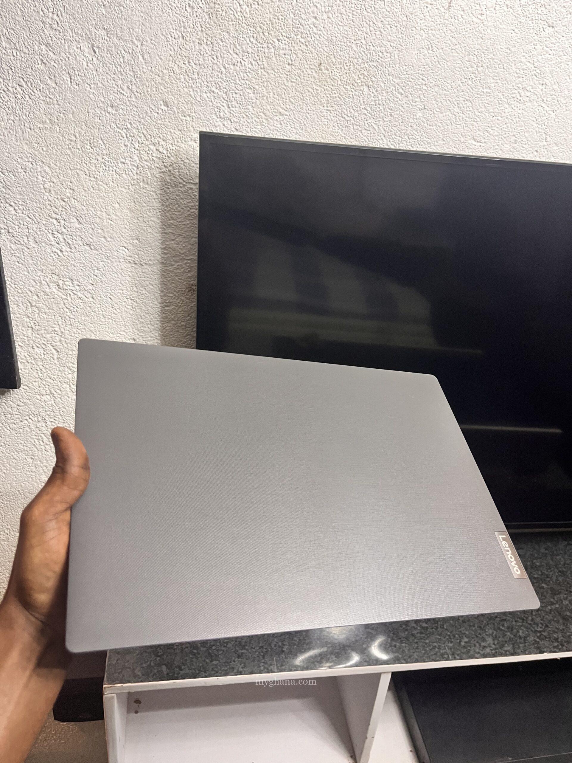 Lenovo v155