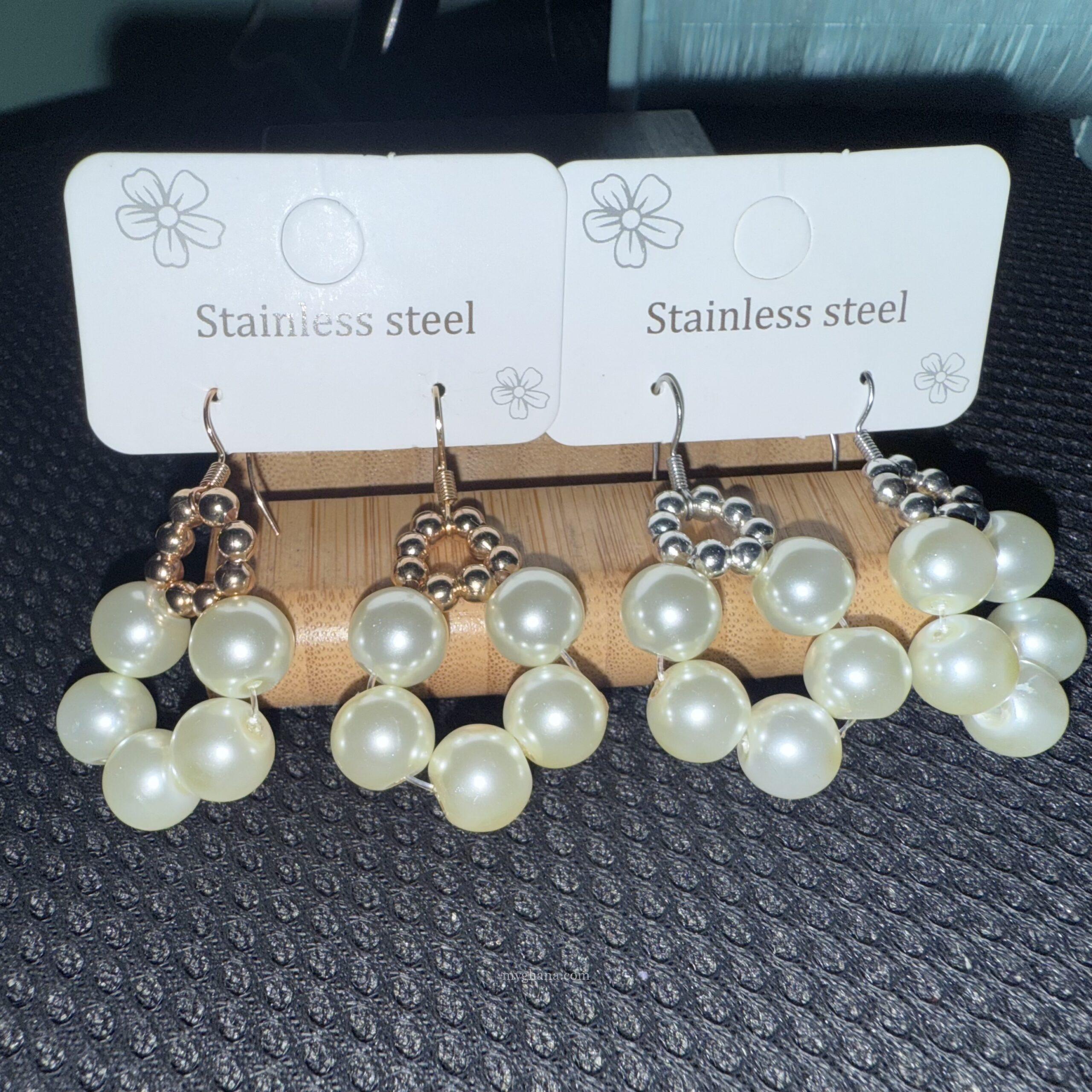 Pearl beaded earrings