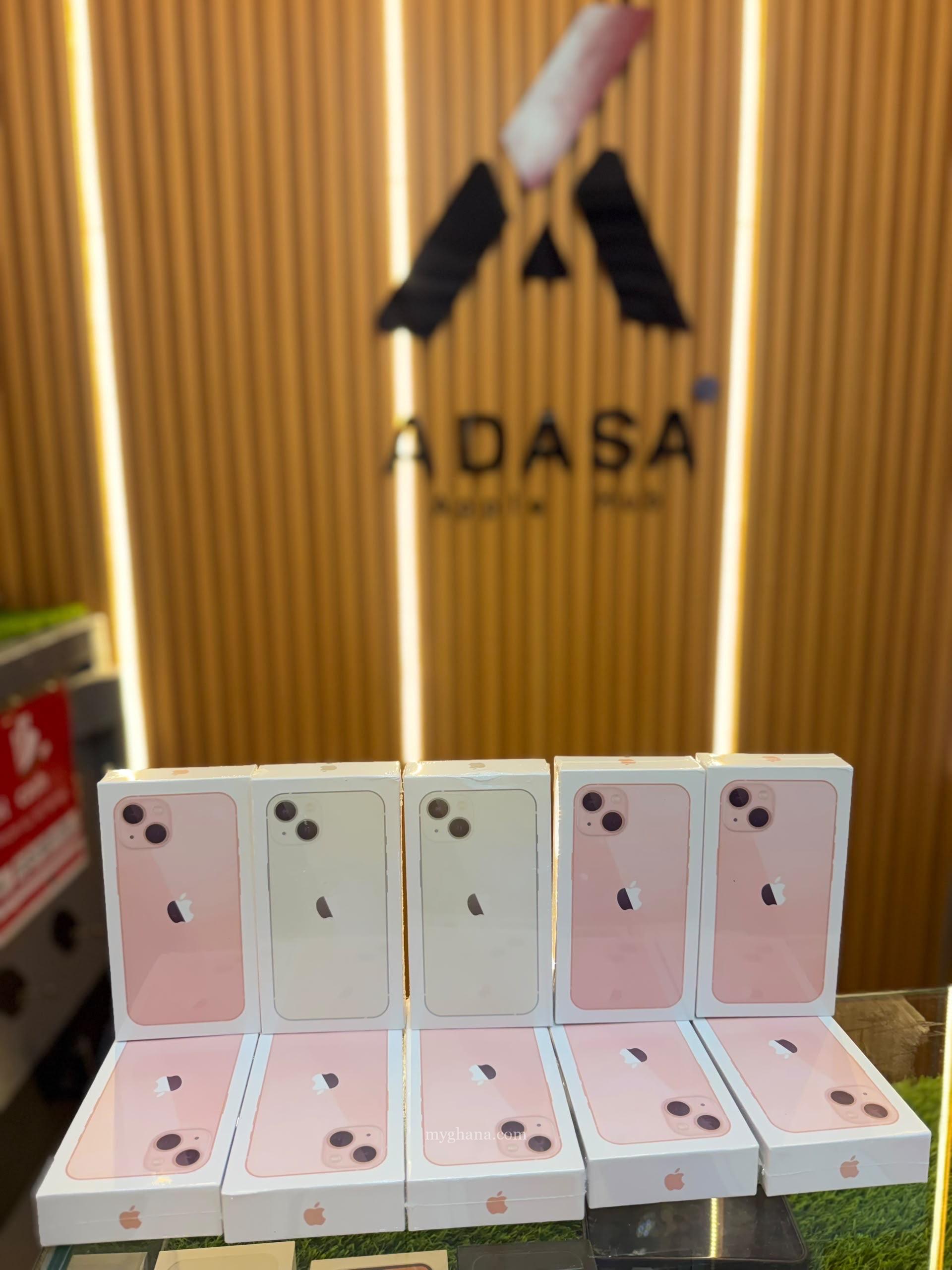 All iPhones available (14 pro)