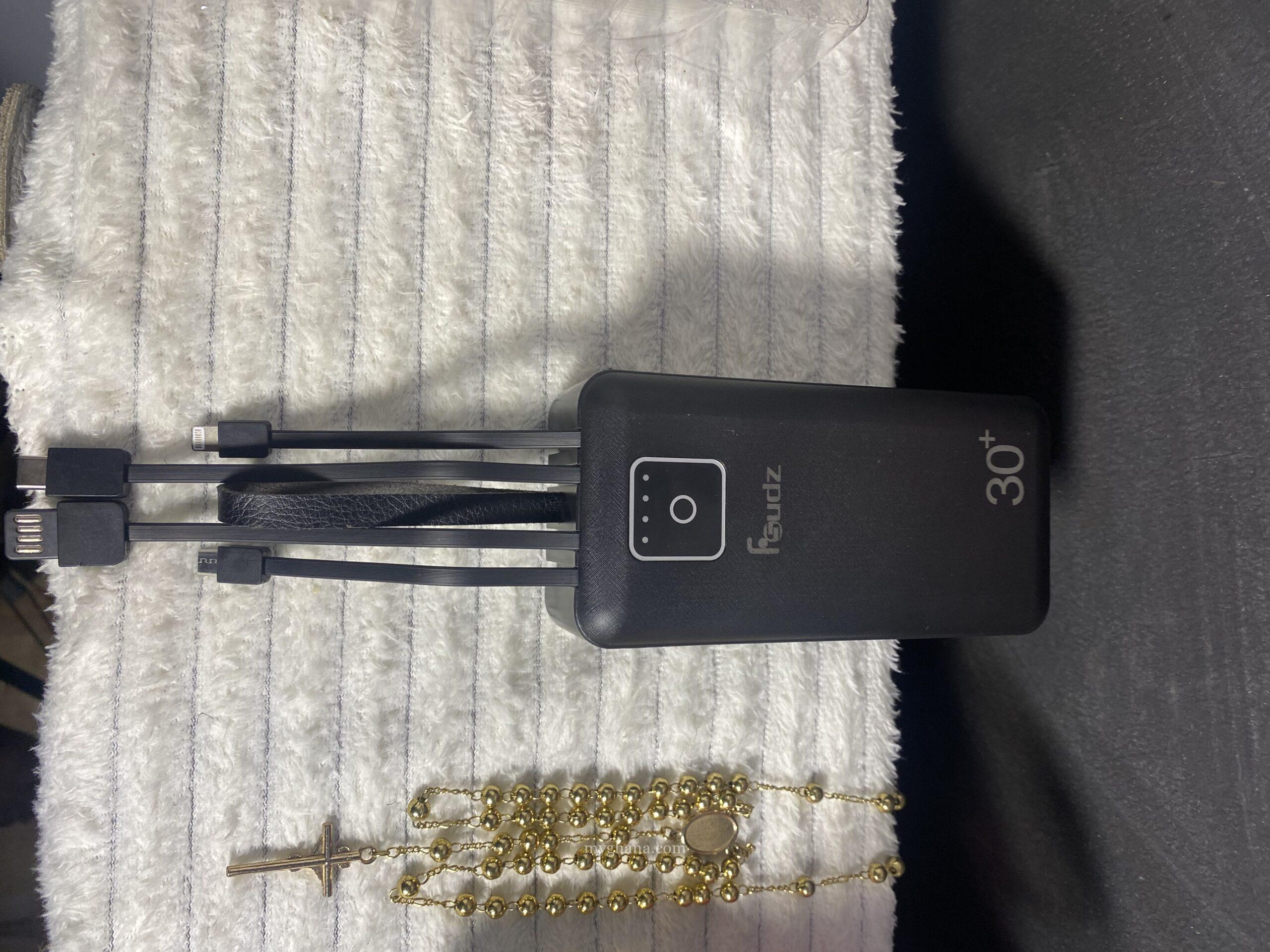 Fsundz 30000mAh power bank