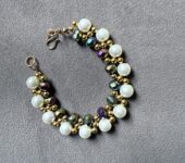 Handmade Emerald green crystal and pearl beaded bracelet