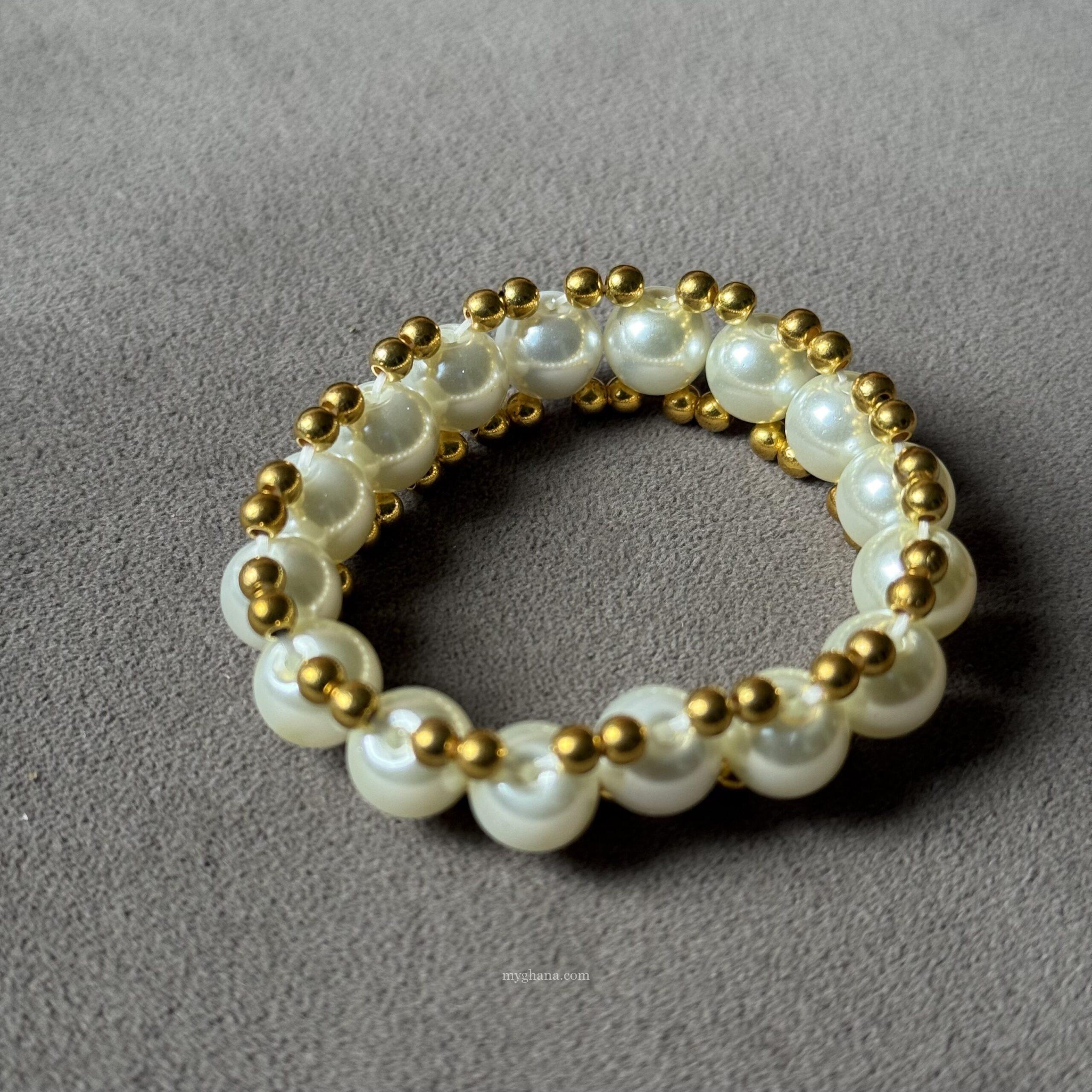 Stretchable Pearl bracelet