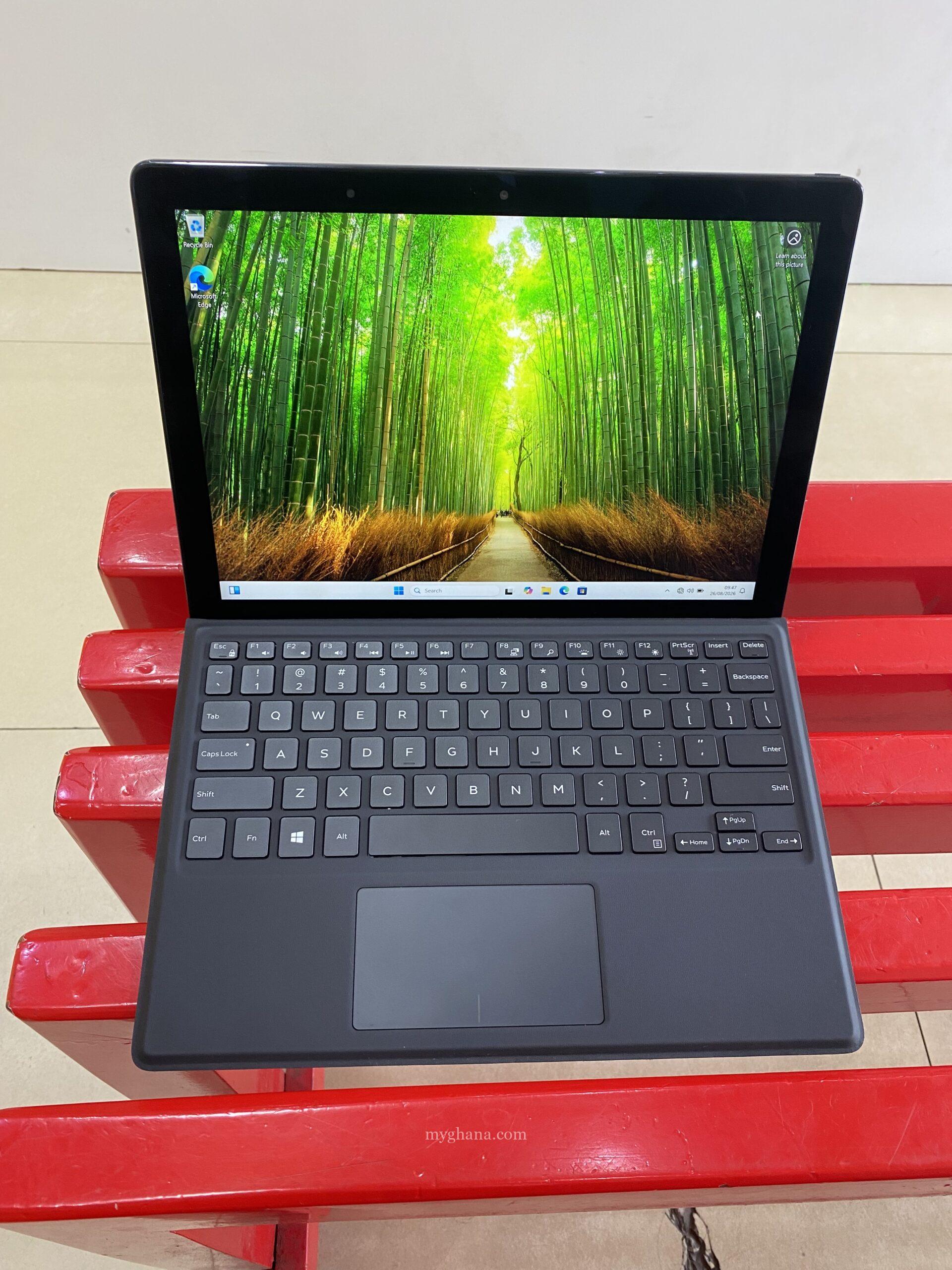 Dell Latitude 5290 2-in-1 i5 8th Gen, 256gig SSD , 8gig Ram..