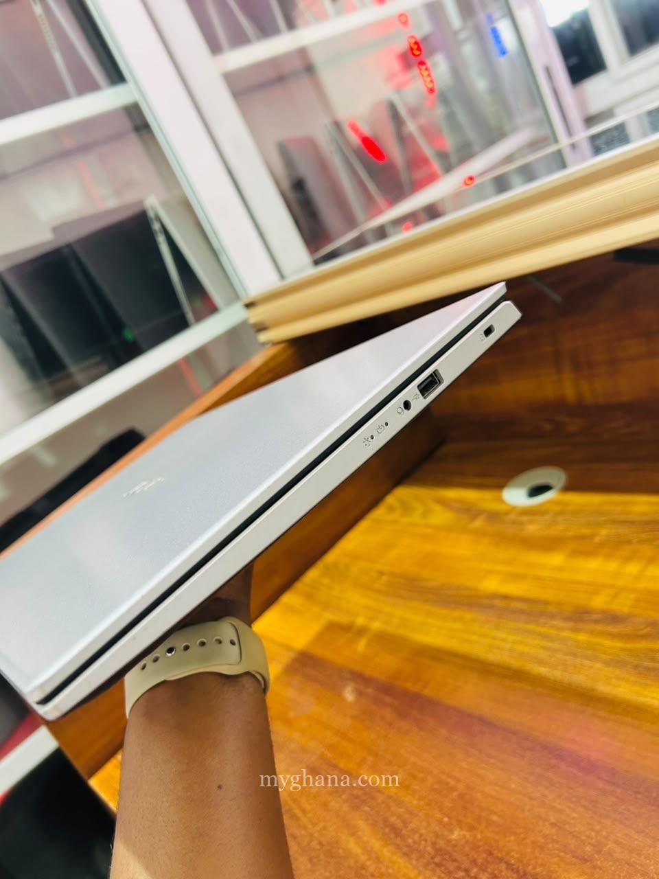 Acer Aspire A315-58 | core i3 | 512ssd | 8gb ram | 11th generation