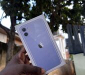 iPhone 11 64gig