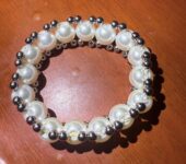 Stretchable Pearl bracelet