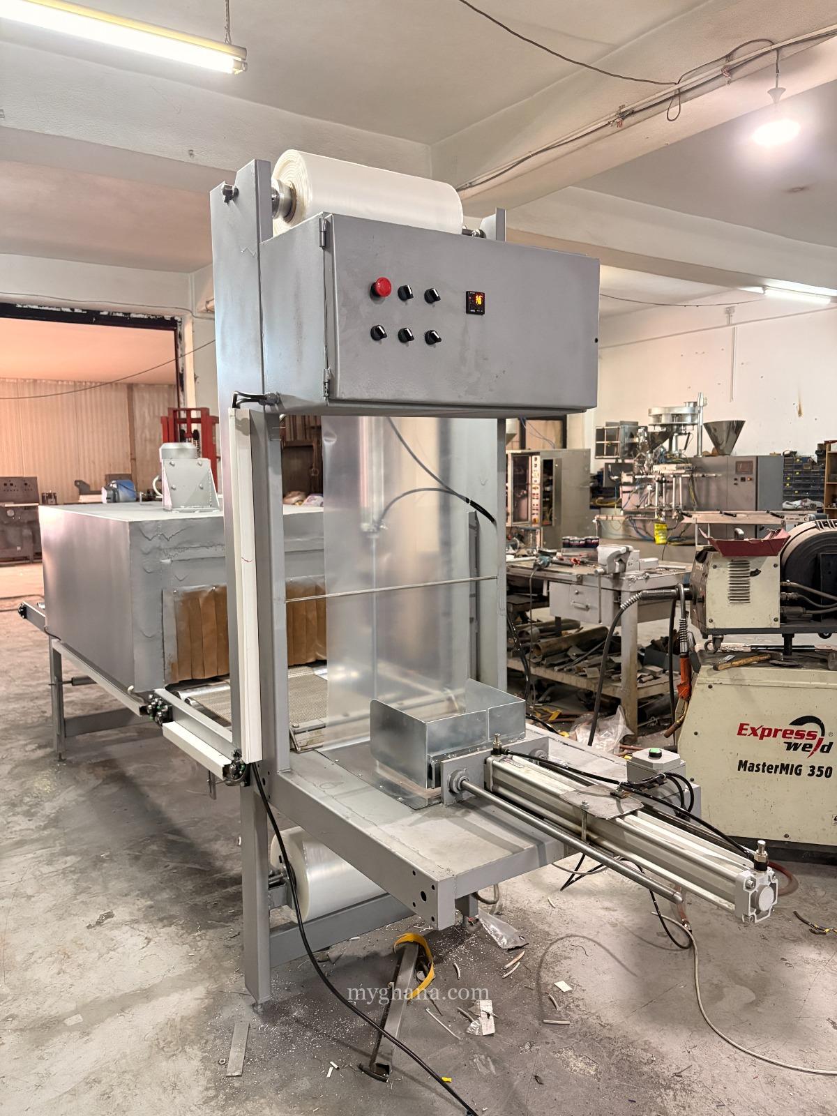 Shrink Wrapping Machine