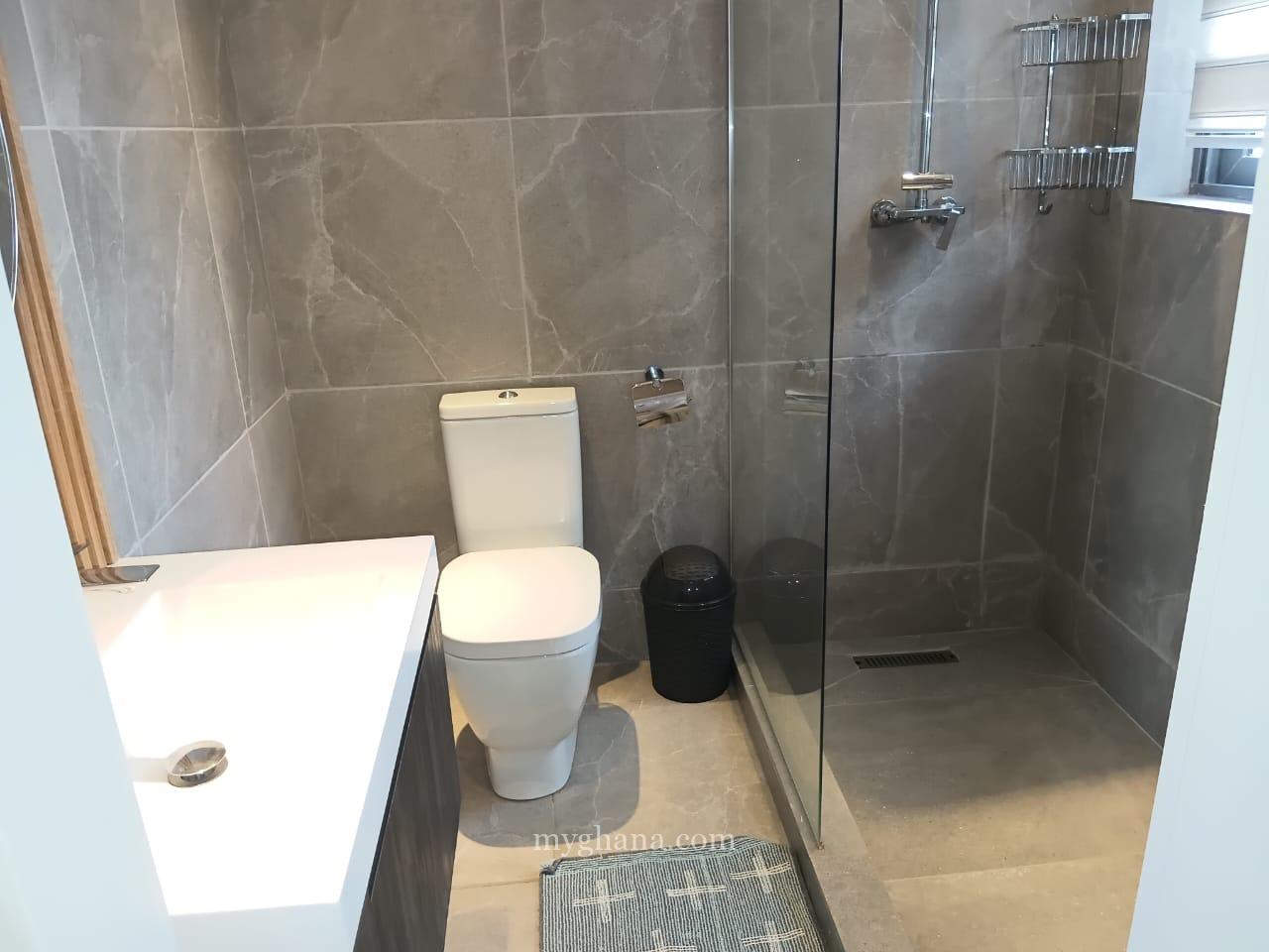 Furnished three bedroom apartment to let at Airport, Accra