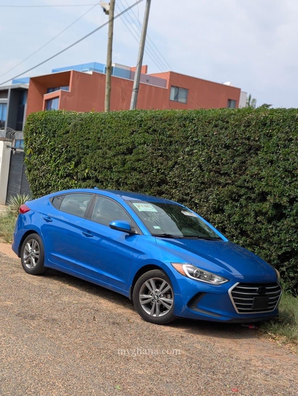 2018 HYUNDAI ELANTRA SE