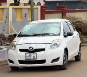 2010 TOYOTA VITZ