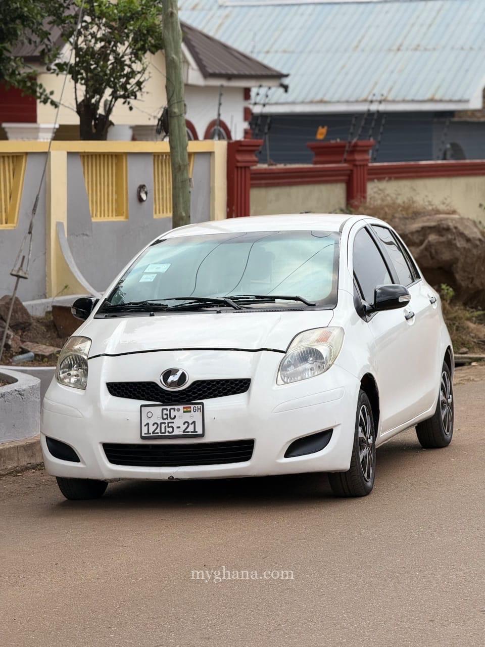 2010 TOYOTA VITZ