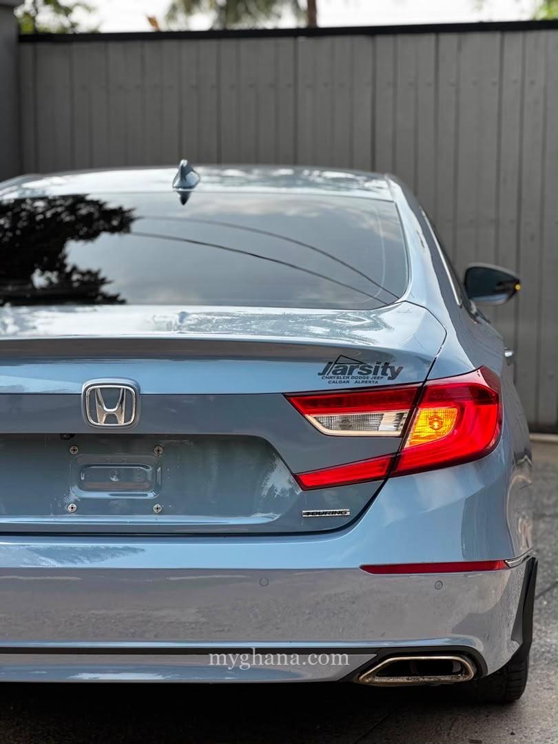 *HONDA ACCORD TOURING* 2018 Model⚡