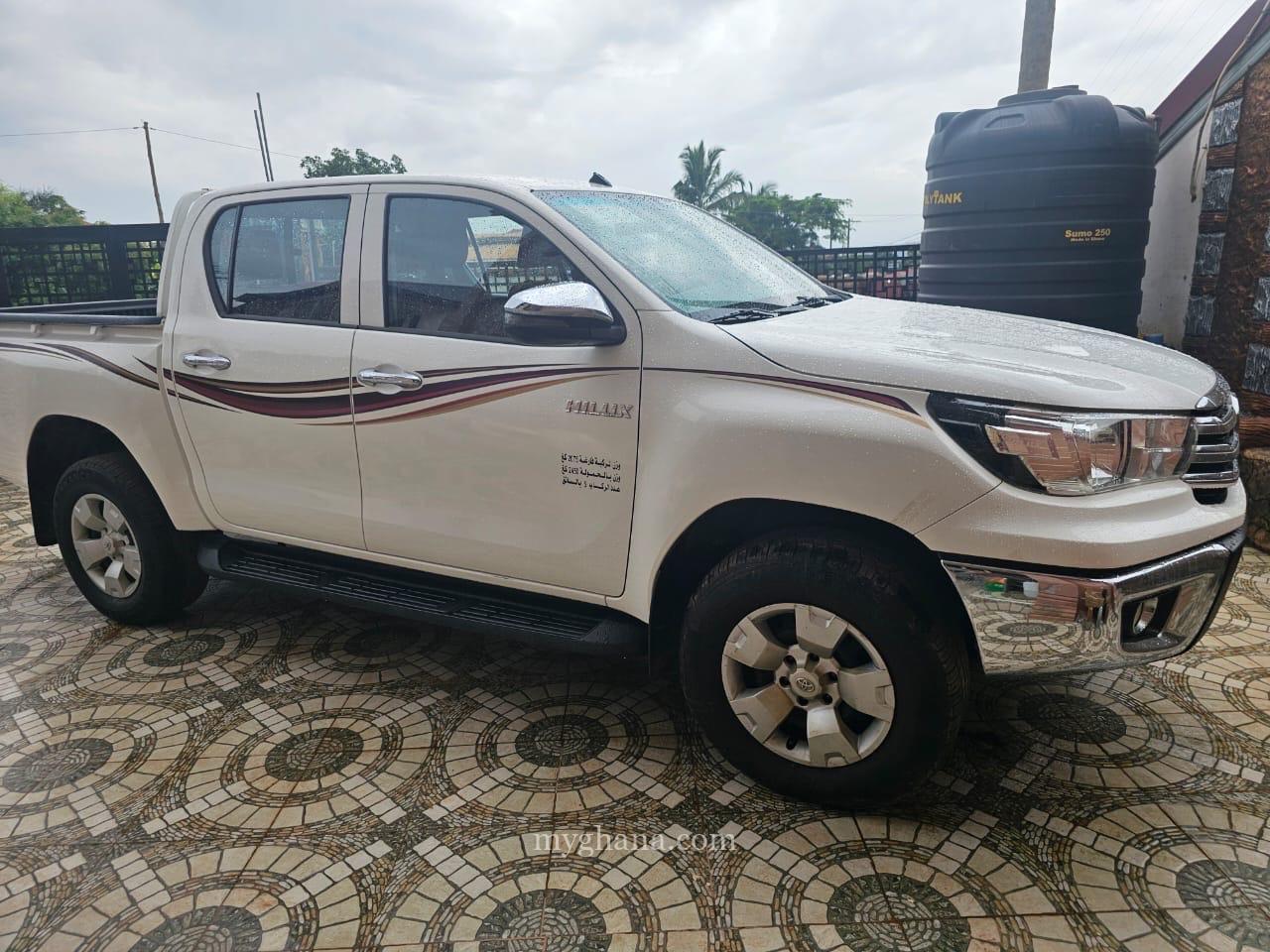 *TOYOTA HILUX* 2019 Model