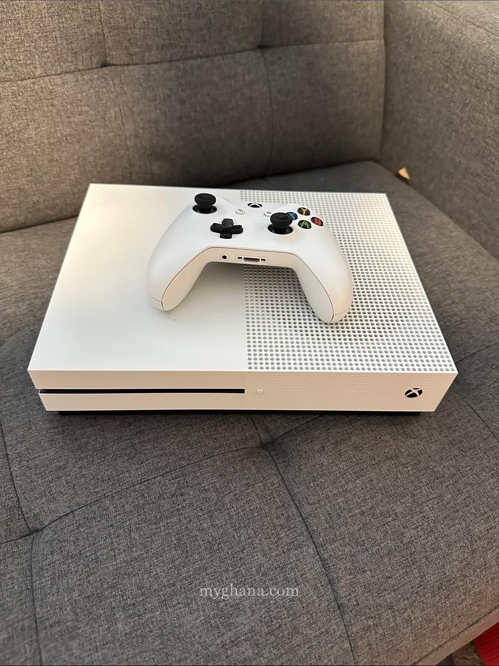 xbox one s with 14 games